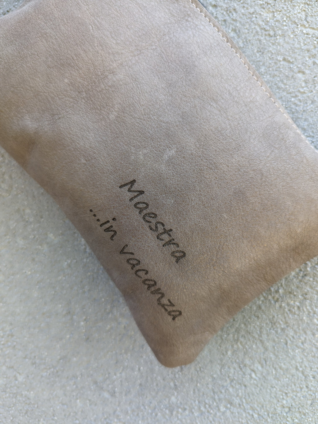 Pochette "maestra in vacanza"