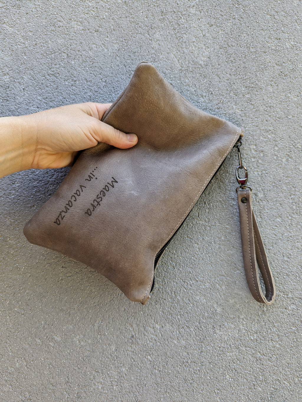 Pochette "maestra in vacanza"