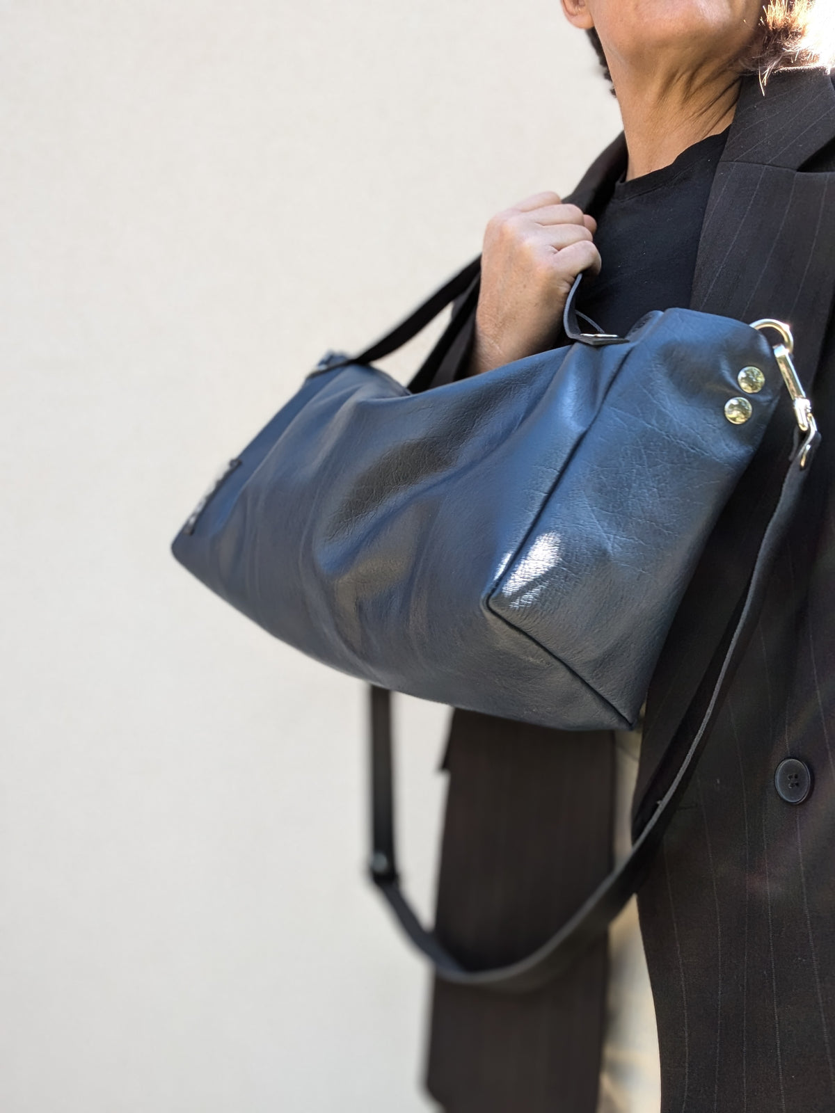 Low tote bag